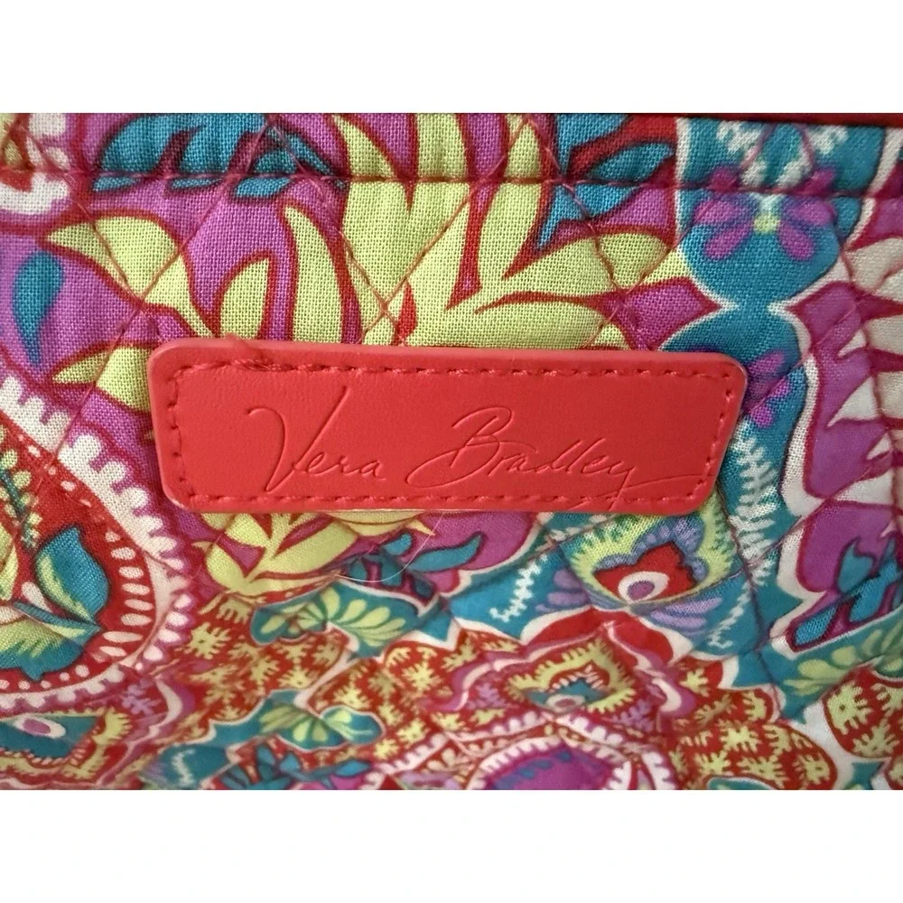 Vera Bradley RETIRED PRINT Paisley in Paradise Large Travel Duffle Bag  EUC